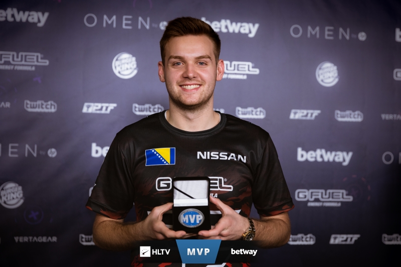 绝平